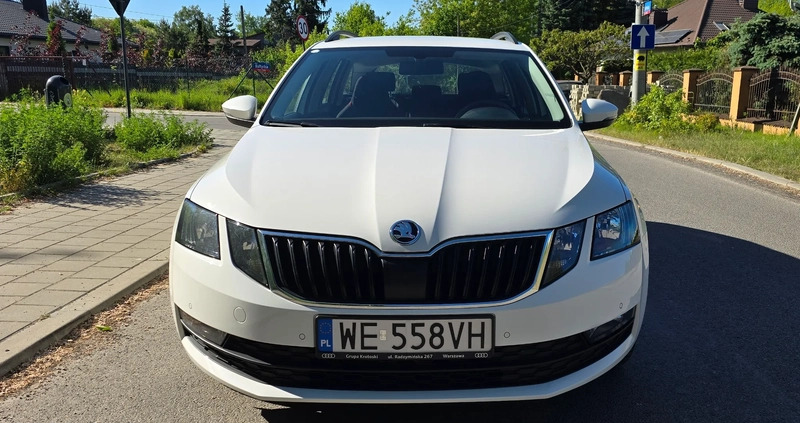 Skoda Octavia cena 43900 przebieg: 156198, rok produkcji 2019 z Łódź małe 379